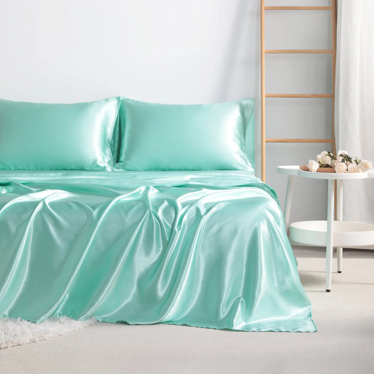 4-Piece Satin Bedding Set – Ultra-Soft Silky Sheets with Envelope Pillowcases, OEKO-TEX Certified Luxury Bedding, Gentle on Acne-Prone Skin